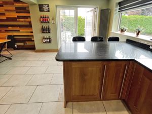 Kitchen- click for photo gallery